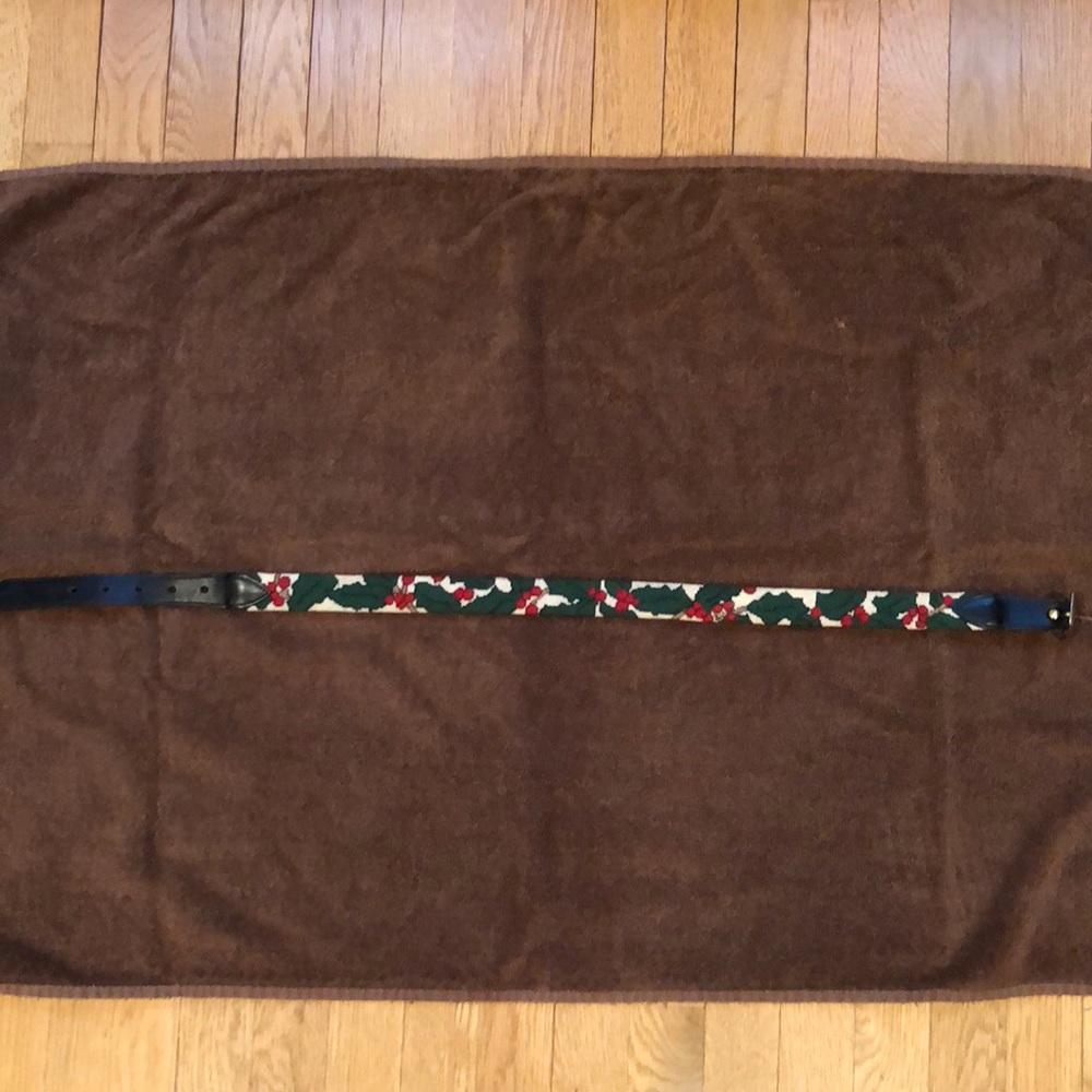 Needlepoint belt